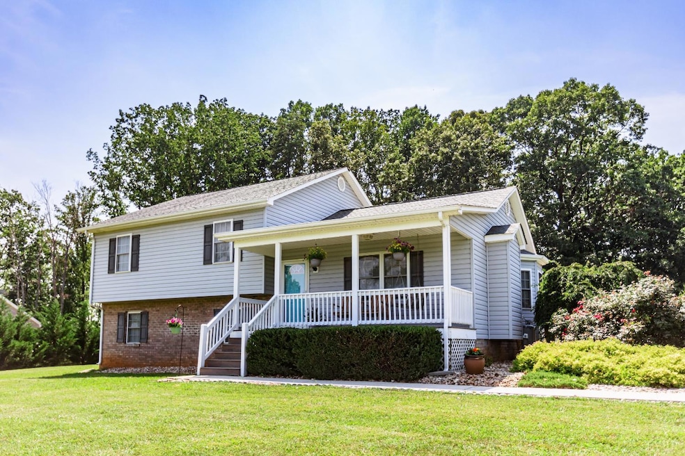 Pending $329,900