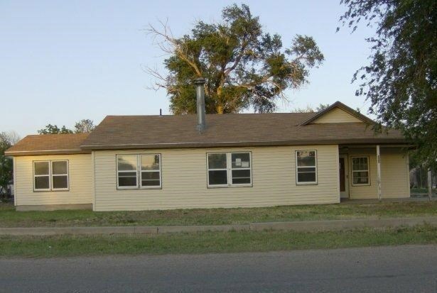 308 S 5th St, Cimarron, KS 67835 - photo 1