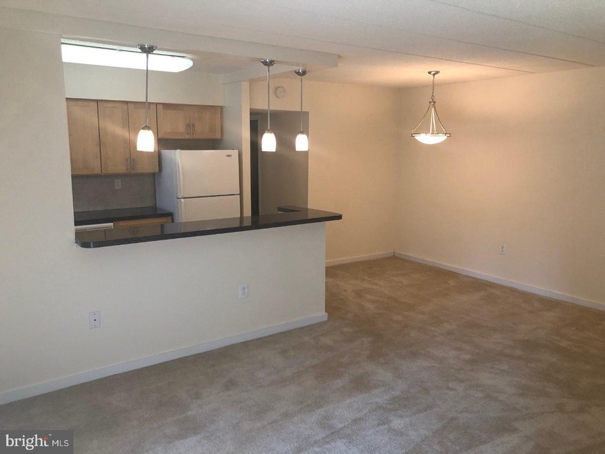 504 S Lansdowne Ave unit D-8, Yeadon, PA 19050 - photo 1