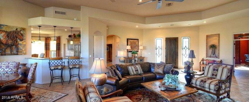 005_Living - Foyer