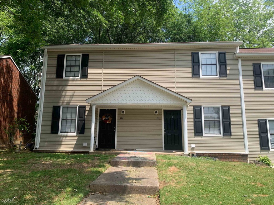 719 South St, Carrollton, GA 30117 - photo 1