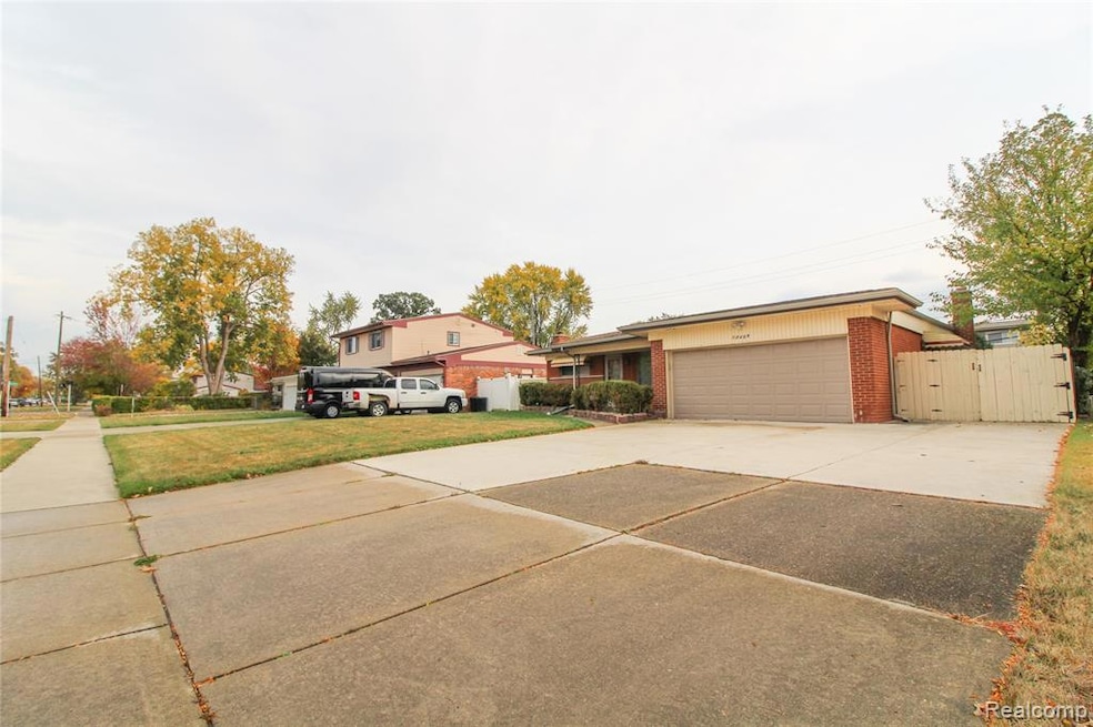 Under Contract $250,000 • Co-Listing Agent