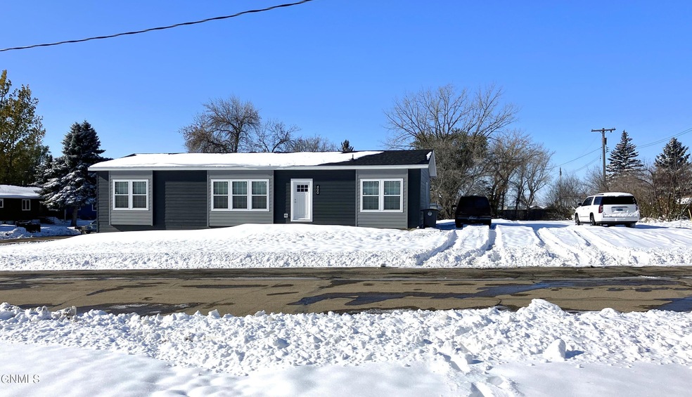 400 5th St N, Wilton, ND 58579 MLS 4010643