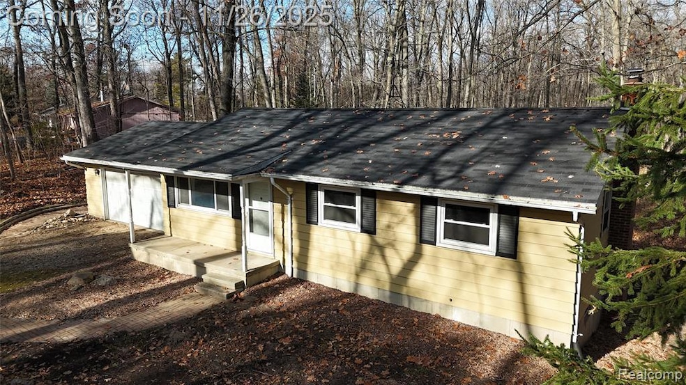 9300 Bath Rd, Laingsburg, MI 48848 - photo 1