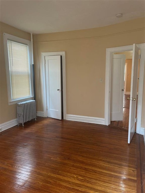 44 Van Houten Ave unit 1, Jersey City, NJ 07305 - photo 1