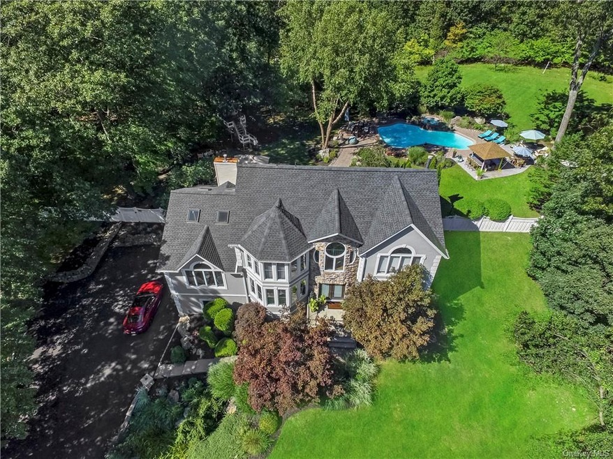 8 Pymm Ct, Stony Point, NY 10980 - photo 1