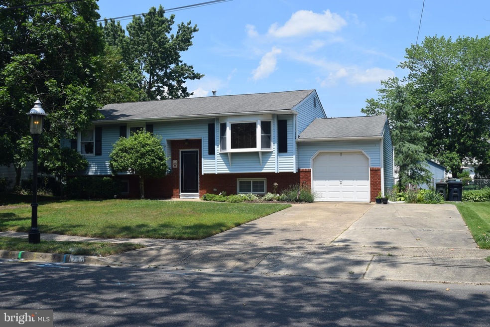 1700 Pin Oak Rd, Williamstown, NJ 08094 - photo 1