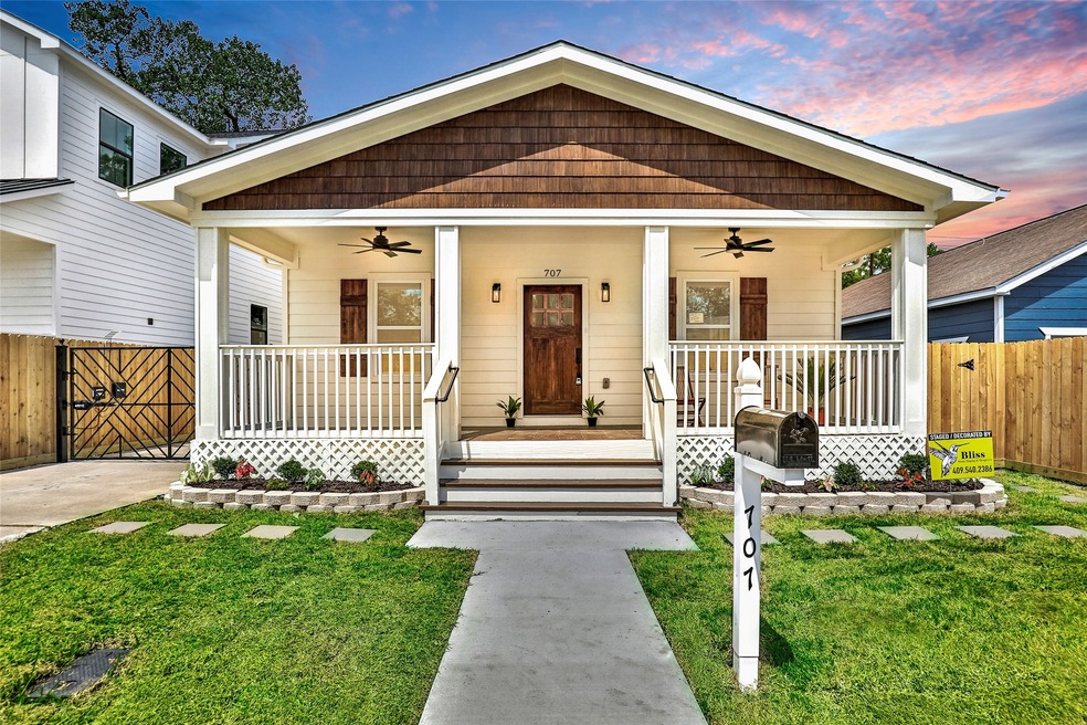 707 Vincent St, Houston, TX 77009 - photo 1