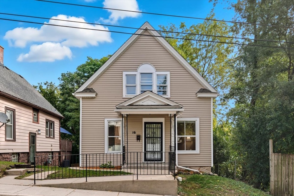 16 Ivy St, Joliet, IL 60436 - photo 1