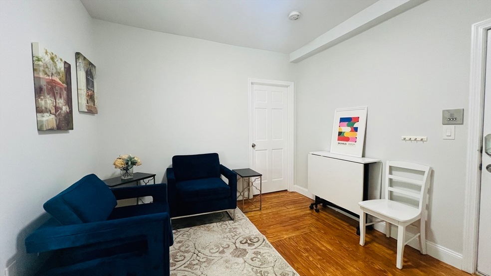 417 Cardinal Medeiros Ave unit 5, Cambridge, MA 02141 - photo 1