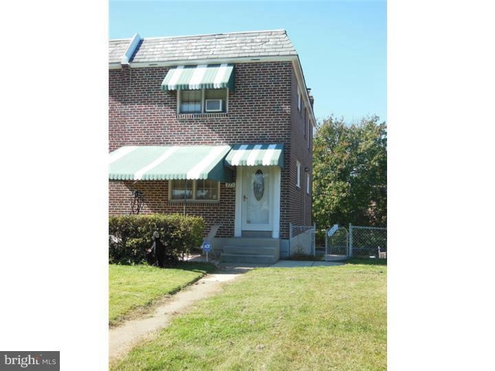 272 Westpark Ln, Clifton Heights, PA 19018 - photo 1