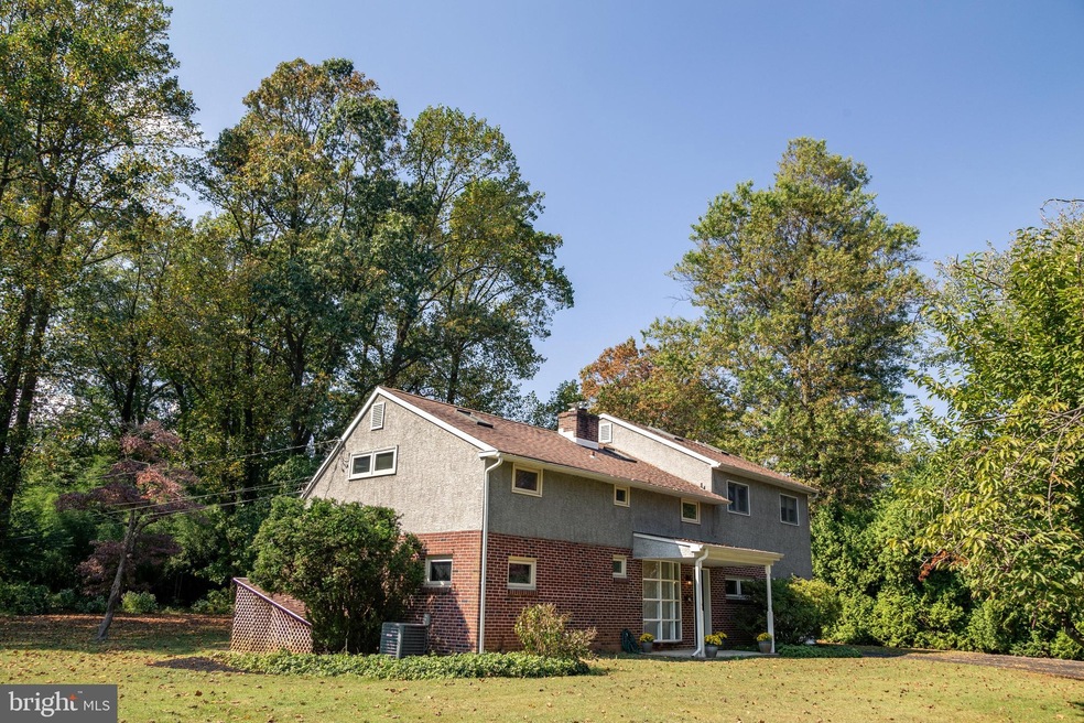 14 Longcourse Ln, Paoli, PA 19301 - photo 1