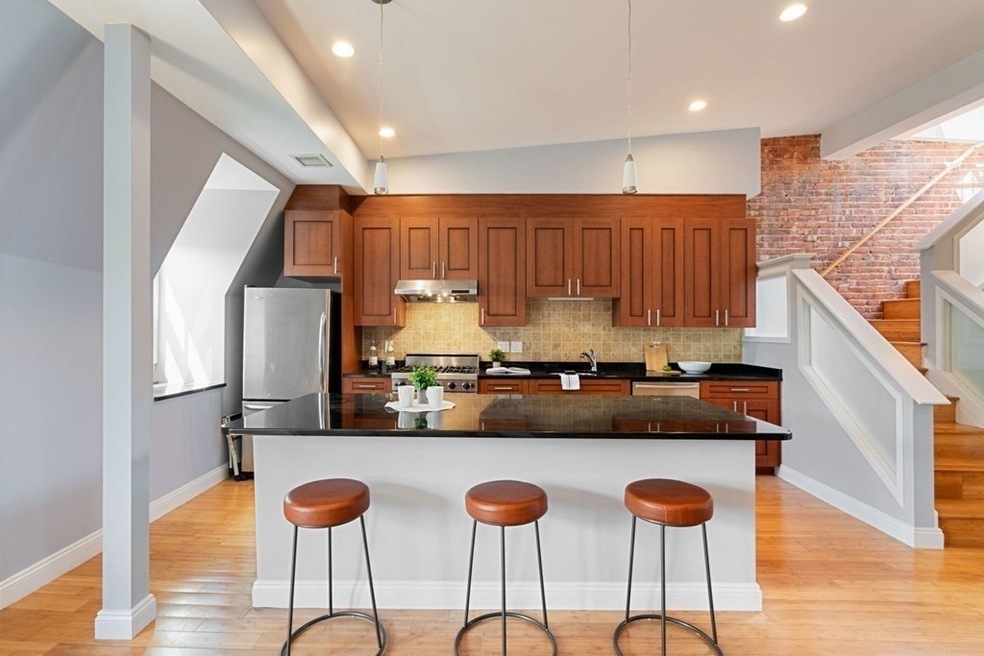 16 Worcester Square unit 5, Boston, MA 02118 - photo 1