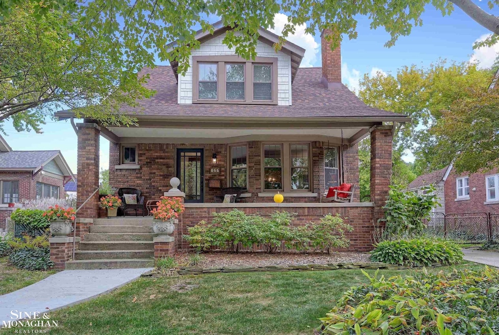 866 Barrington Rd, Grosse Pointe Park, MI 48230 - photo 1