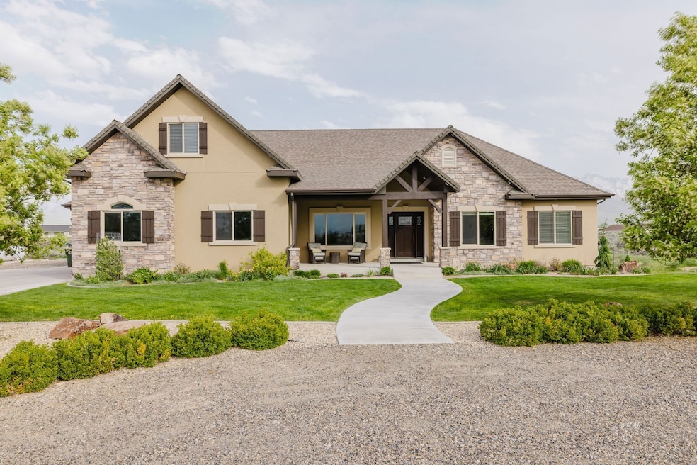 Under Contract $995,000