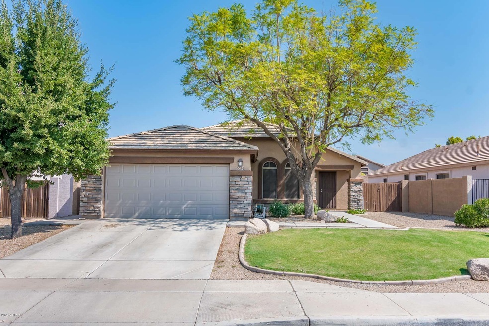 9024 E Halifax Cir - MLS-2