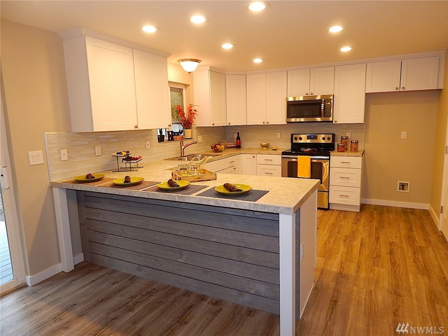 21610 N Terra Ln SE, Yelm, WA 98597 - photo 1