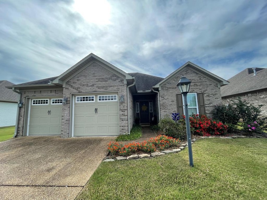 1402 Melanie's Dr, Oxford, MS 38655 - photo 1