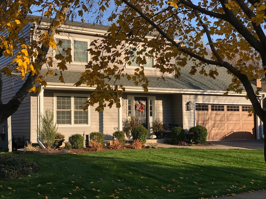 2224 Flambeau Dr, Naperville, IL 60564 - photo 1