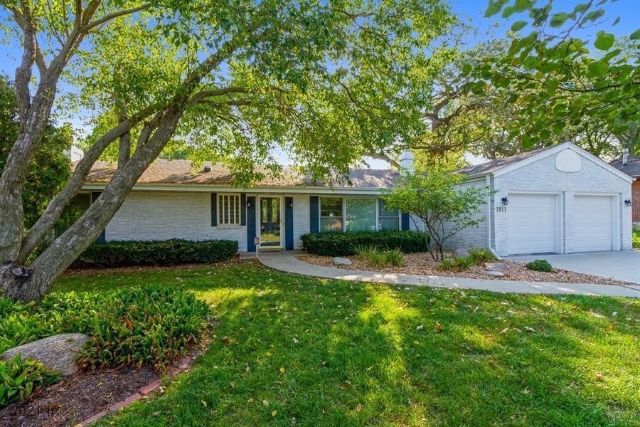 1811 74th St, Windsor Heights, IA 50324 - photo 1