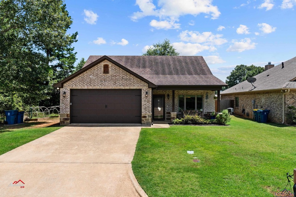 1612 Birch Ln, Kilgore, TX 75662 - photo 1