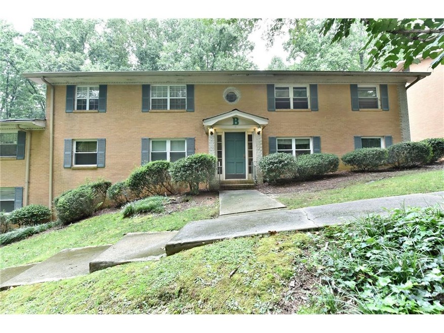 Perfect 4 brick sides is just a walking distance t