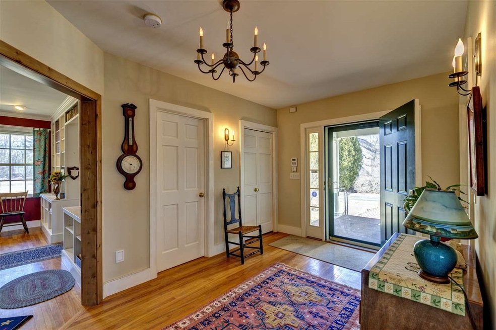 468 Canaan St, Canaan, NH 03741 - photo 1