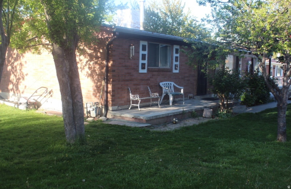 2062 W 7705 S, West Jordan, UT 84084 - photo 1