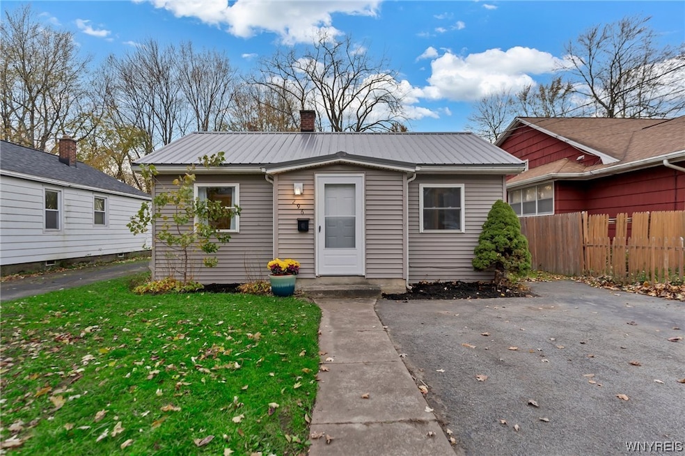 296 North Ave, North Tonawanda, NY 14120 - photo 1