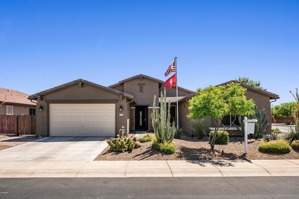 645 W Yellow Wood Ave, San Tan Valley, AZ 85140 - photo 1