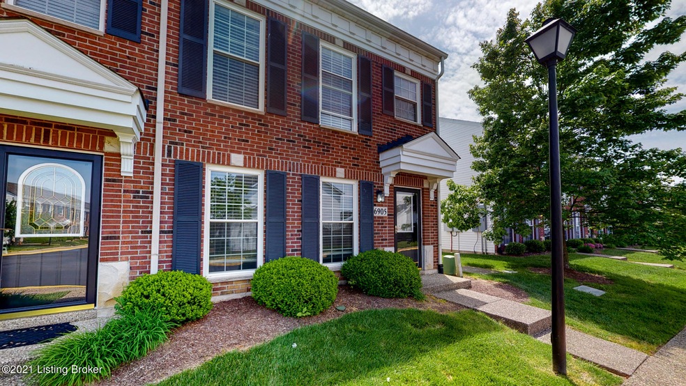 6905 Arbor Creek Dr unit 54, Louisville, KY 40228 - photo 1