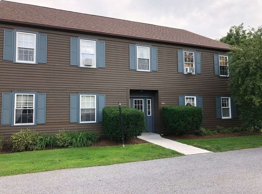 72 Twin Oaks Terrace, South Burlington, VT 05403 - photo 1