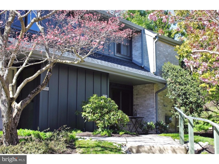 548 Foxwood Ln unit 548, Paoli, PA 19301 - photo 1