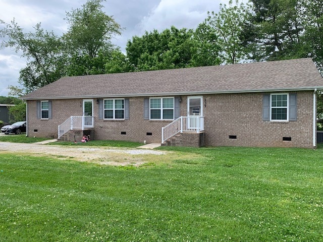 137 Hunt St, Manchester, TN 37355 - photo 1