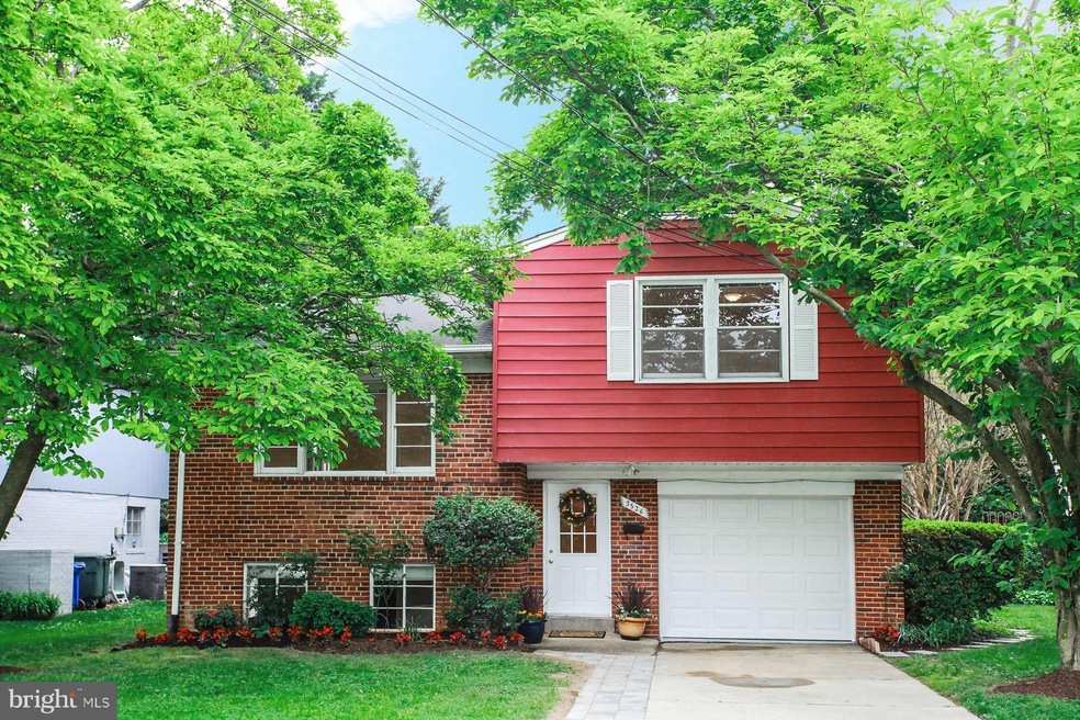 3526 Yuma St NW, Washington, DC 20008 - photo 1