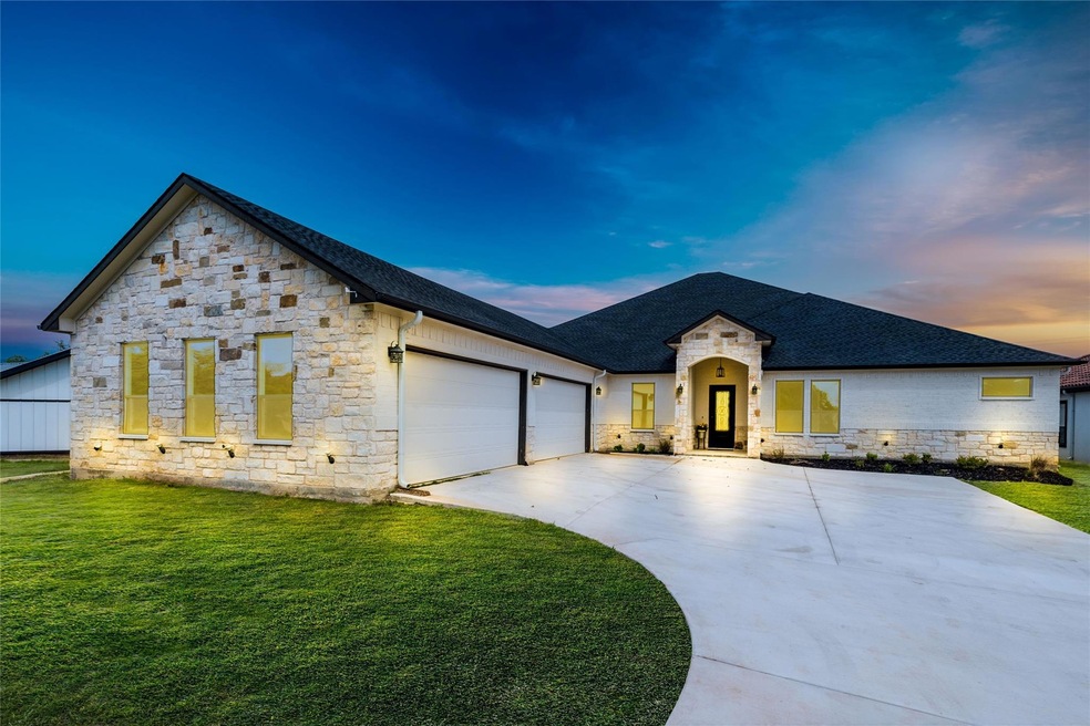 5411 Lowrie Rd, Colleyville, TX 76034 - photo 1