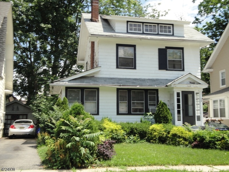 24 Park End Place, East Orange, NJ 07018 - photo 1