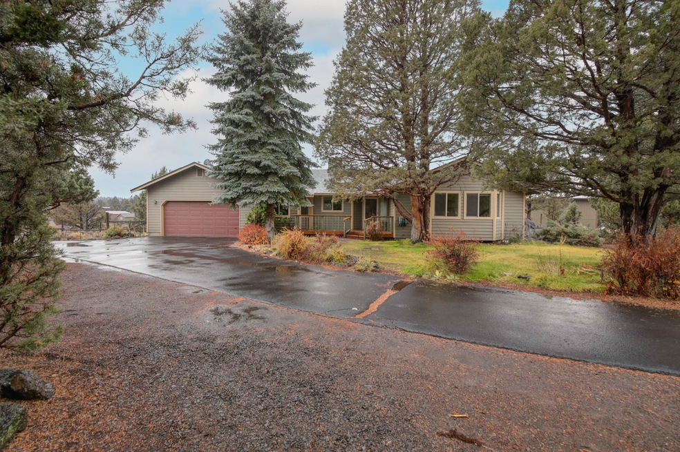 60609 Drover Way, Bend, OR 97702 - photo 1