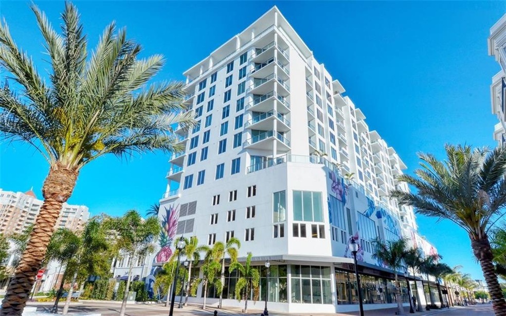 Welcome to the Mark Sarasota.