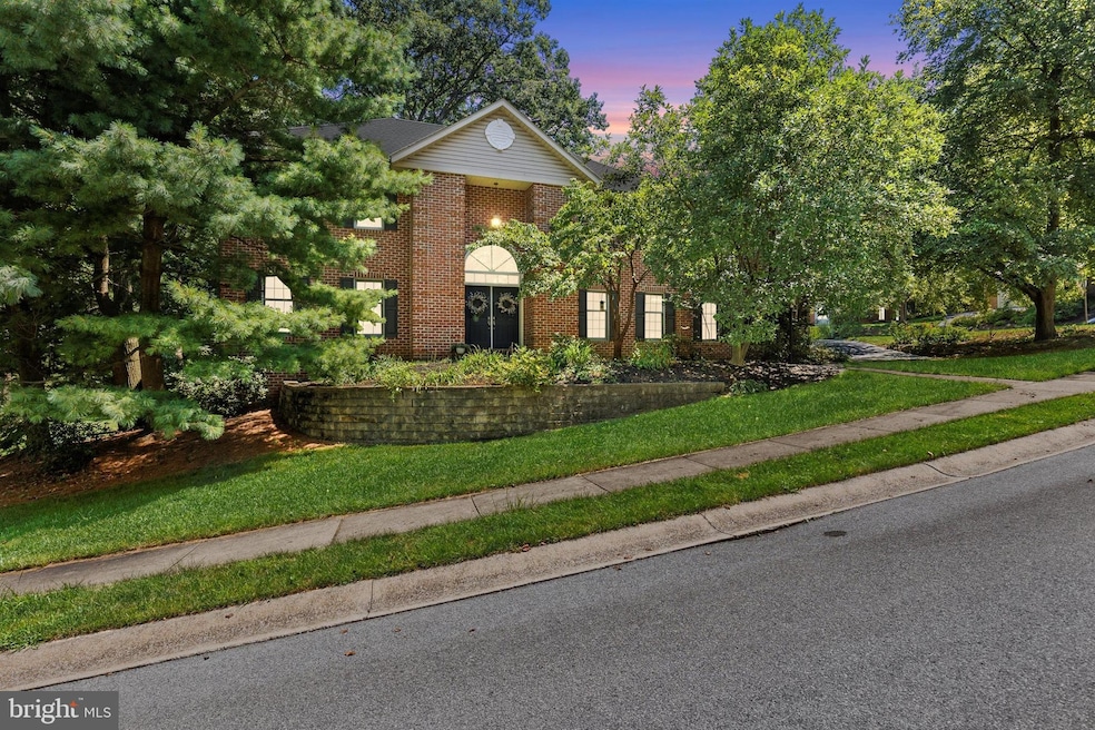 817 Appenzell Dr, Hummelstown, PA 17036 - photo 1