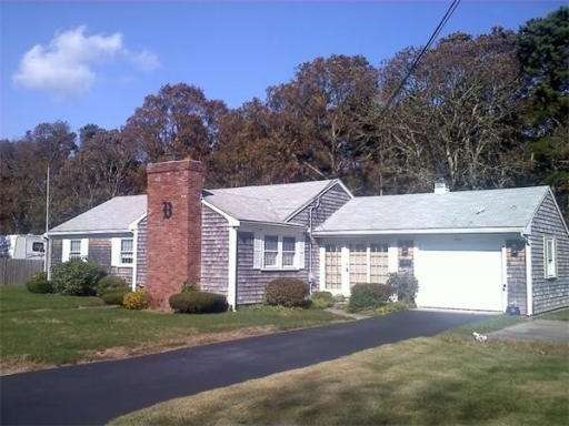 121 Rebecca Ln, Yarmouth, MA 02664 - photo 1