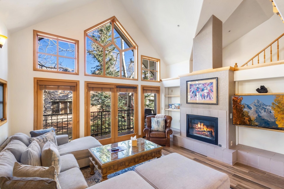 100 Aspen Ridge Dr unit 31, Telluride, CO 81435 - photo 1
