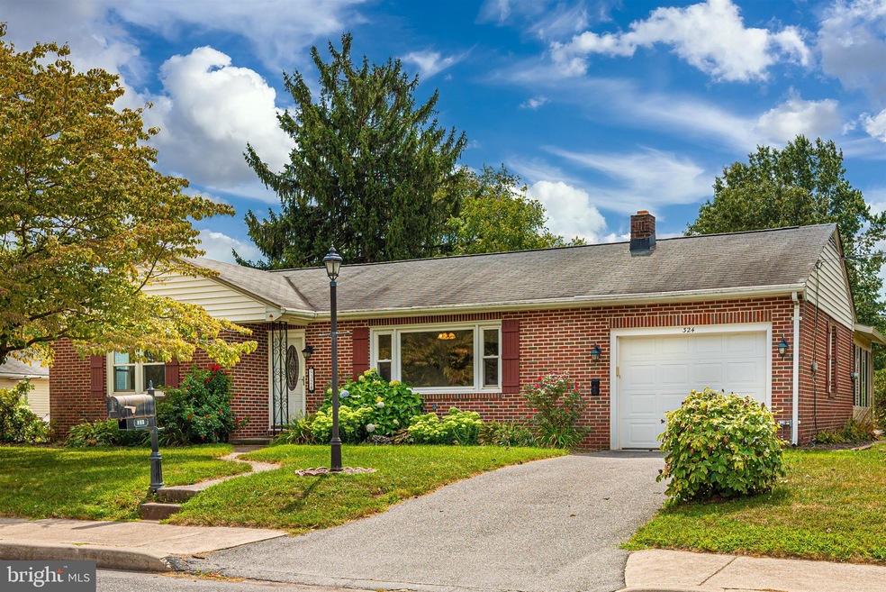 324 Taney Dr, Taneytown, MD 21787 - photo 1