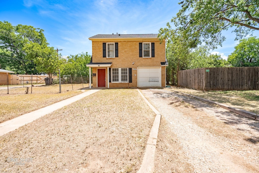 1725 Avenue D unit B, Abilene, TX 79601 - photo 1