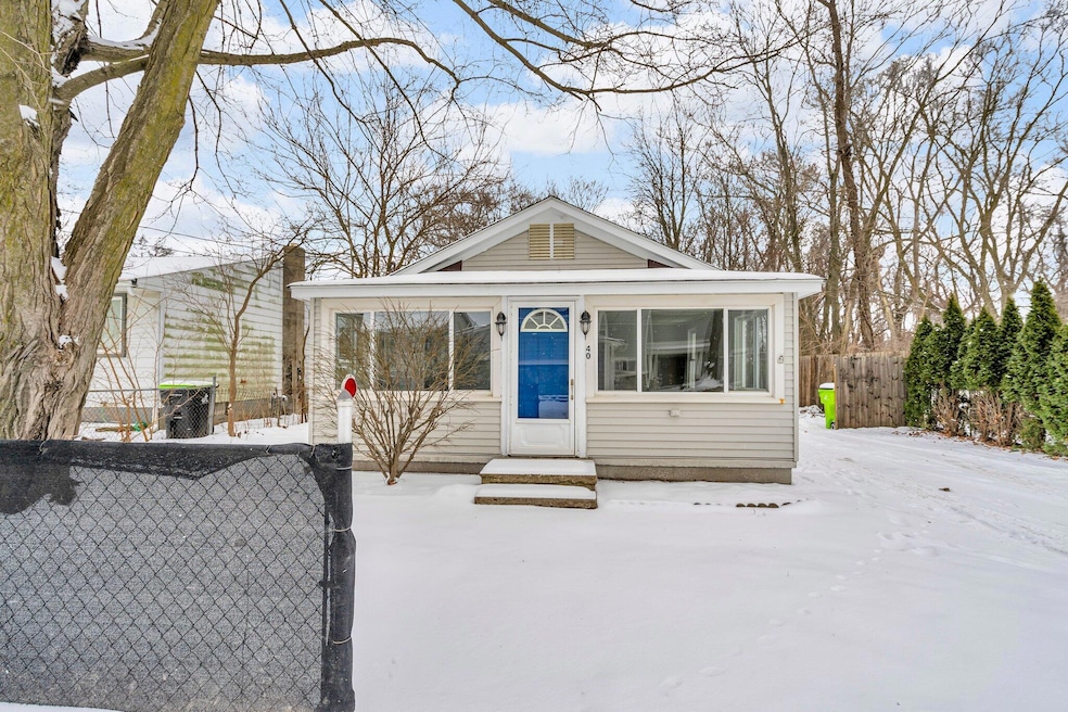 1-web-or-mls-40 Danforth St White Lake 6
