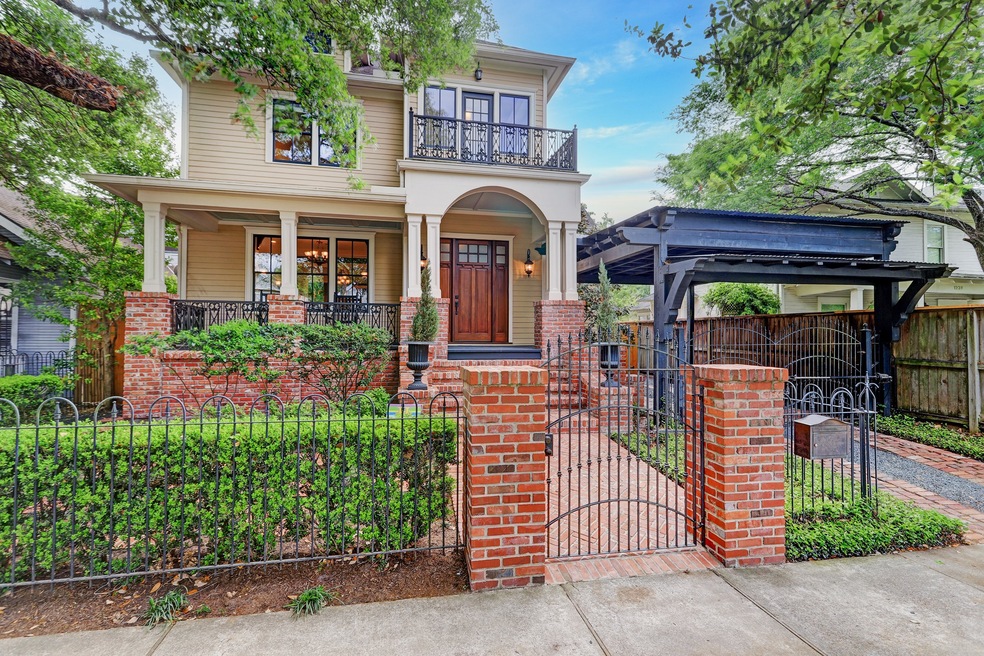 1233 Cortlandt St, Houston, TX 77008 - photo 1