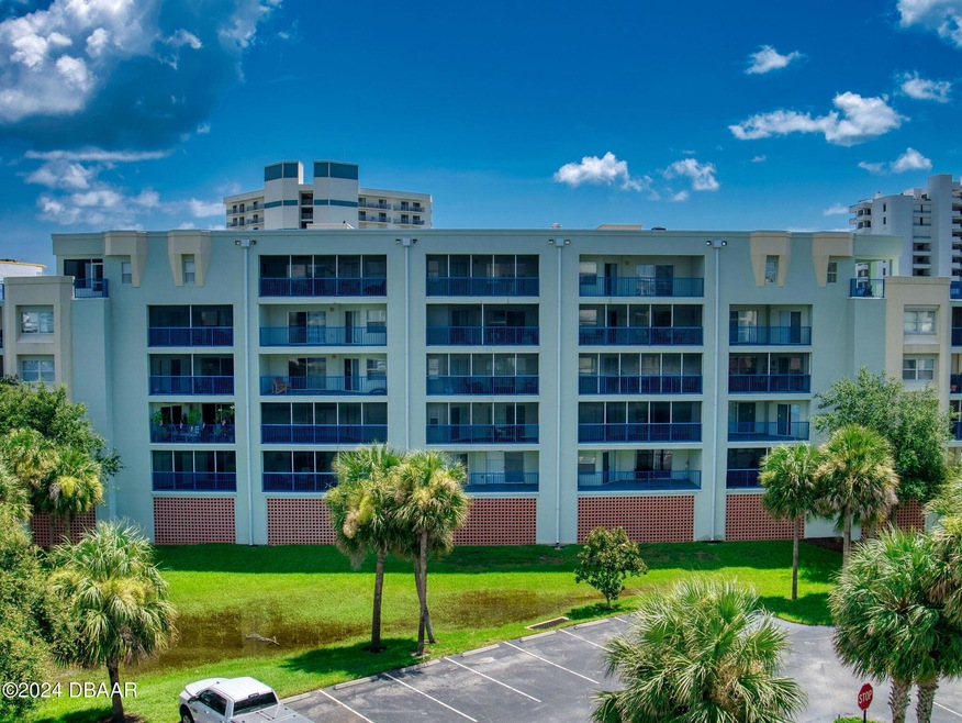 1-web-or-mls-5300-s-atlantic-ave-1-203