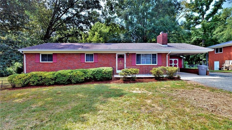 832 Mark Ave, Asheboro, NC 27205 - photo 1