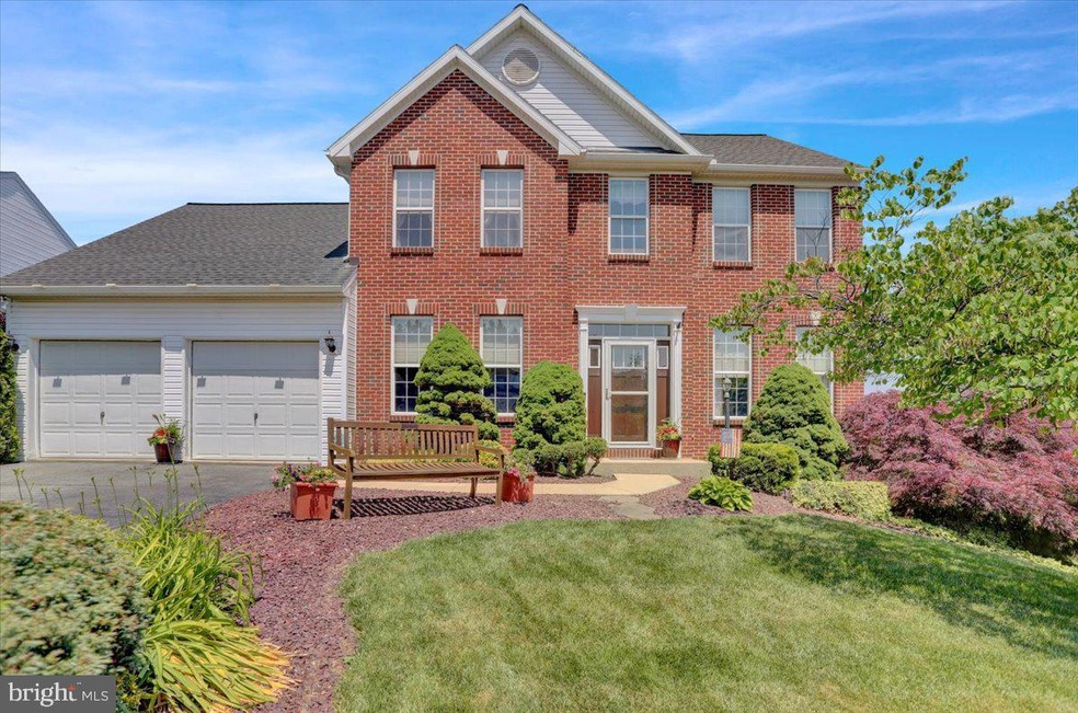 2513 Simon Dr, Reading, PA 19608 - photo 1