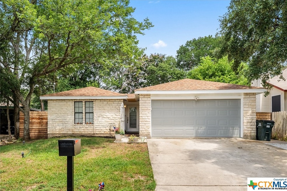 612 Chicago St, San Marcos, TX 78666 - photo 1